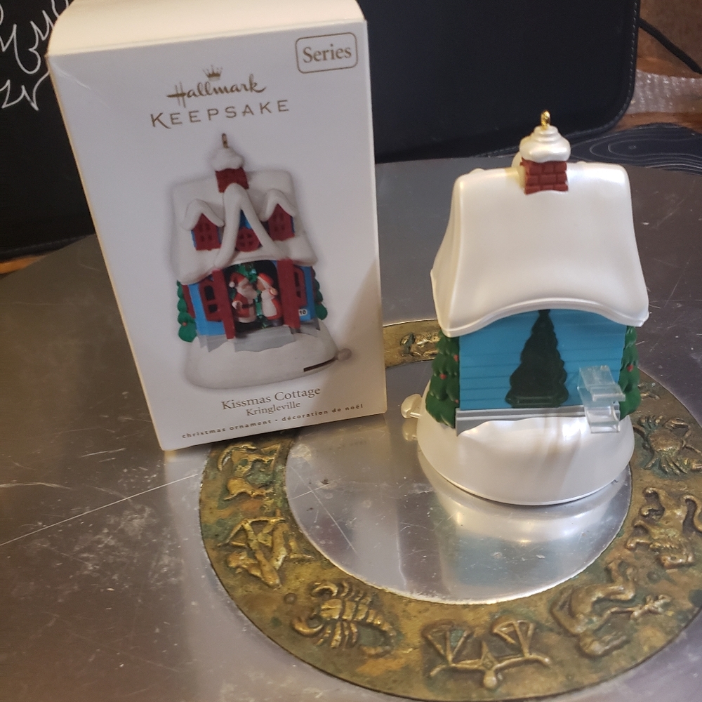Hallmark keepsake ornament